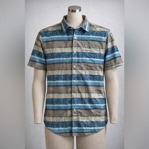 Tommy Bahama Men's Salvador Striped IslandZone Camp Shirt. (156)